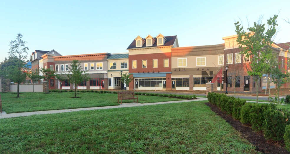 More Photos Of 90-105 Saddle Way, Chesterfield Apartments For Lease