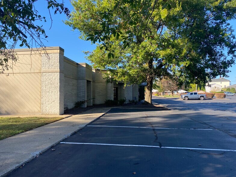 More Photos Of 4311 Old Indiana 261, Newburgh Medical For Sale