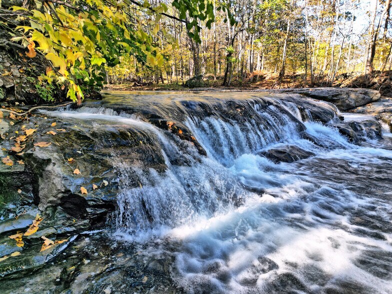 More Photos Of 118 Golden Hill Rd, Cornwallville Hotel For Sale