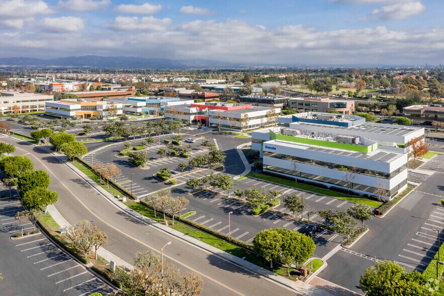 More Photos Of 7 Corporate Park, Irvine Office For Lease