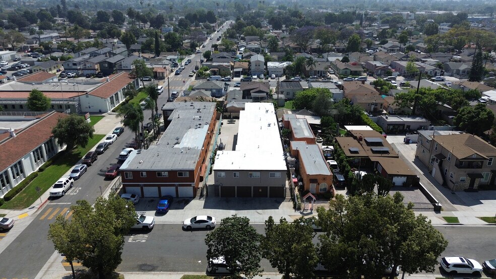 More Photos Of 174 E Plymouth St, Long Beach Apartments For Sale