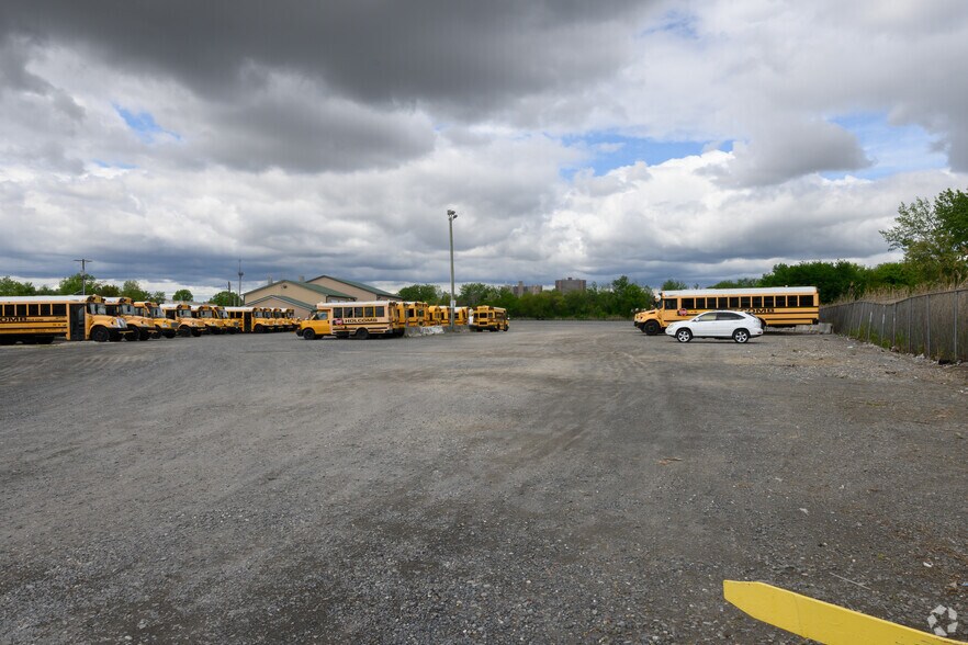 More Photos Of 1435 River Ave, Camden Land For Lease