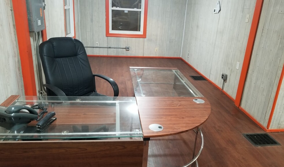 More Photos Of 2161 N Rand Rd, Palatine Auto Dealership For Sale