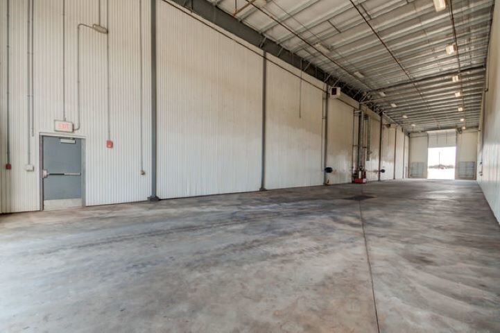 More Photos Of 2201 W South Ave, Ponca City Warehouse For Sale