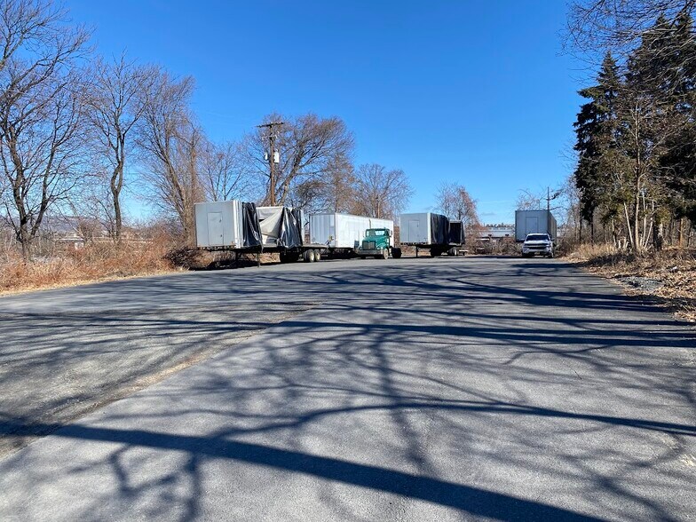 More Photos Of 211 Birch St, Scranton Industrial For Sale