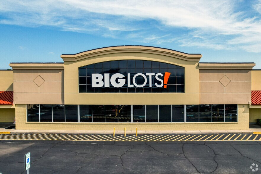 More Photos Of 425-451 Columbia Ave, Lexington Unknown For Lease