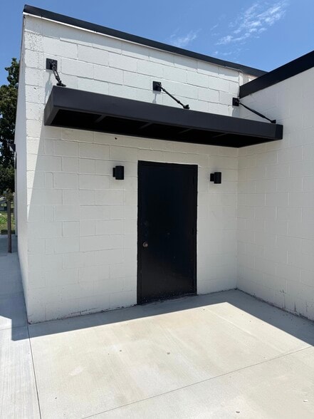More Photos Of 201 SE 3rd St, Oklahoma City Office For Lease