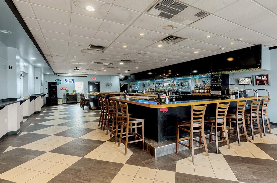 More Photos Of 2422-2426 S Park Ave, Buffalo Bowling Alley For Sale