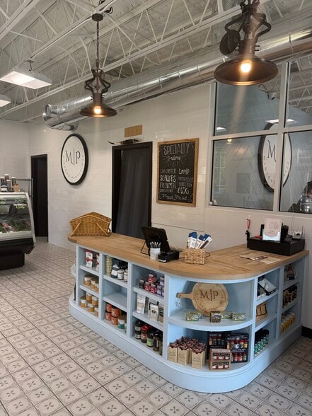 More Photos Of 1947 Wynnton Rd, Columbus Freestanding For Sale