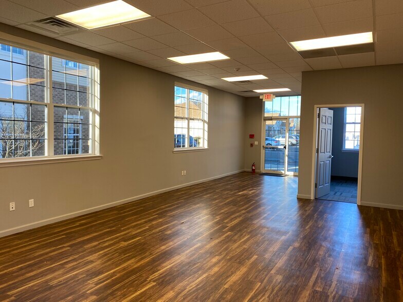 More Photos Of 250 Old New Brunswick Rd, Piscataway Unknown For Lease