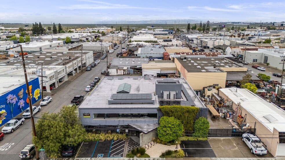 More Photos Of 1401 Old County Rd, San Carlos Manufacturing For Sale