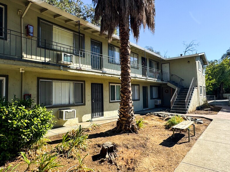 More Photos Of 370 Butcher Rd, Vacaville Apartments For Sale