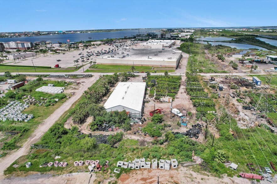 Primary Photo Of 510 61st St, Galveston Warehouse For Sale