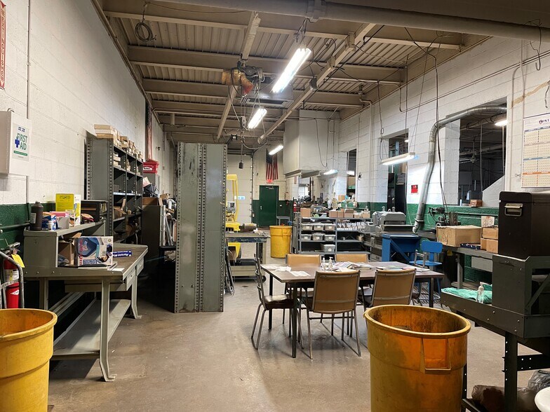 More Photos Of 11055 E 9 Mile Rd, Warren Warehouse For Sale