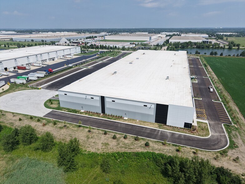 More Photos Of 2800 Ellis Rd, Joliet Distribution For Sale
