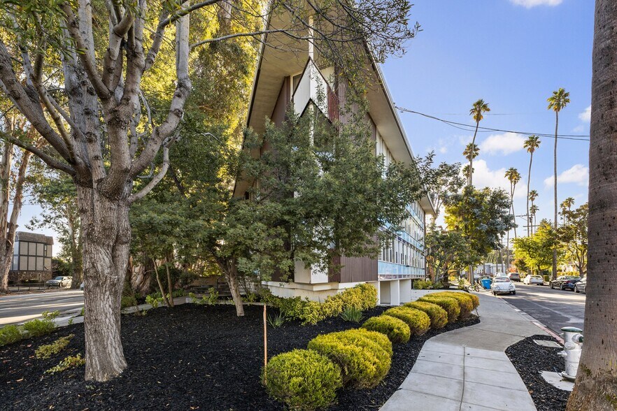 More Photos Of 55 El Camino Real, Burlingame Apartments For Sale