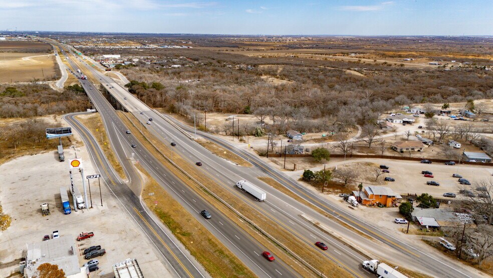 More Photos Of 13486 Interstate 35 S, Von Ormy Land For Sale