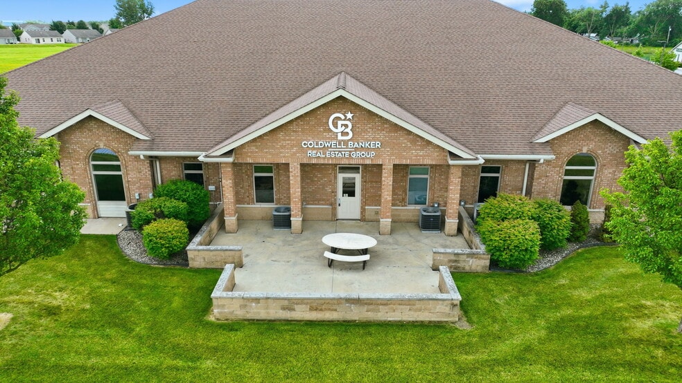 More Photos Of 9109 Stellhorn Crossing Blvd, Fort Wayne Office For Lease