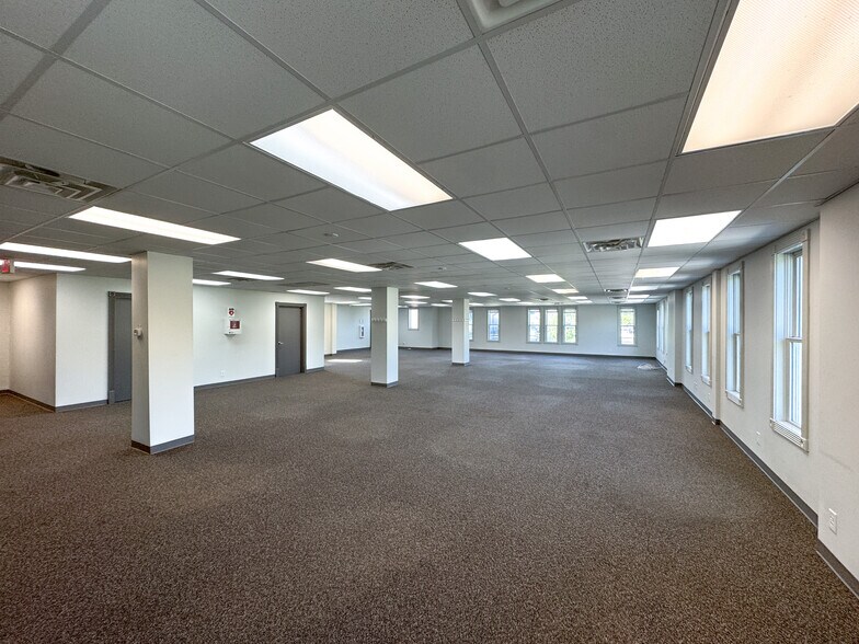 More Photos Of 52-54 Lindsley Ave, Nashville Office For Lease