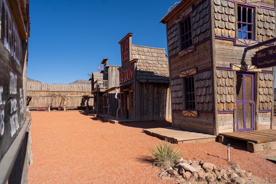 More Photos Of 1000 W SR 9, Virgin Freestanding For Sale