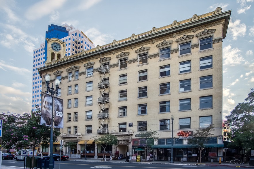 More Photos Of 115 Pine Ave, Long Beach Office For Lease