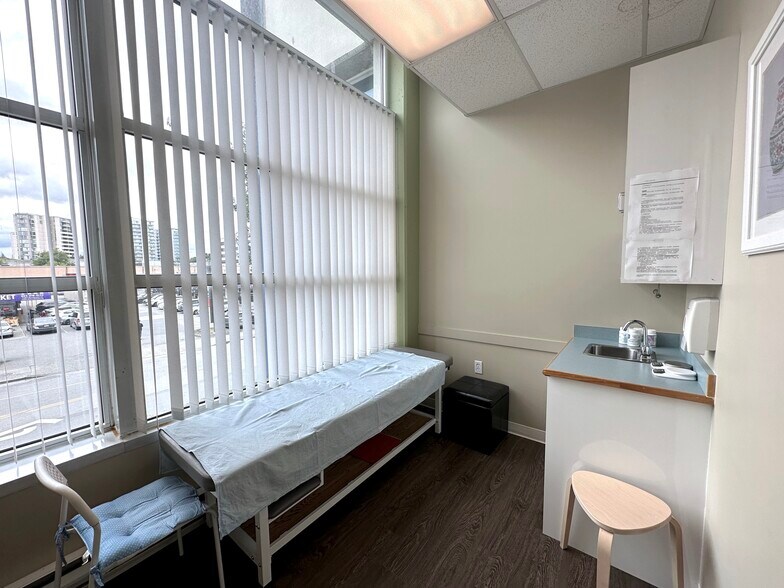 More Photos Of 8260 Westminster Hwy, Richmond Storefront For Sale