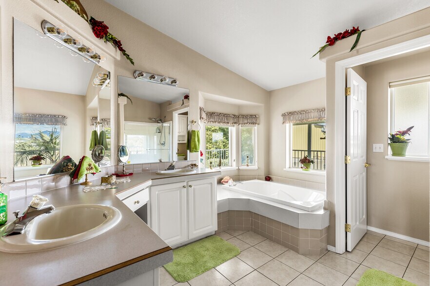 More Photos Of 21623 Seven Lakes Ln, Redding Land For Sale