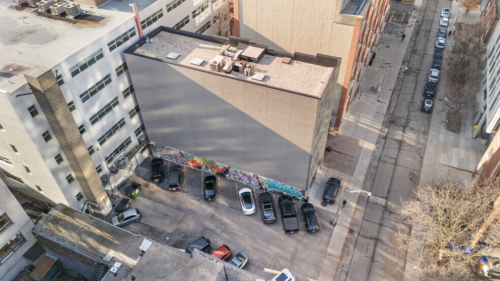 More Photos Of 21 Camden St, Toronto Office For Sale