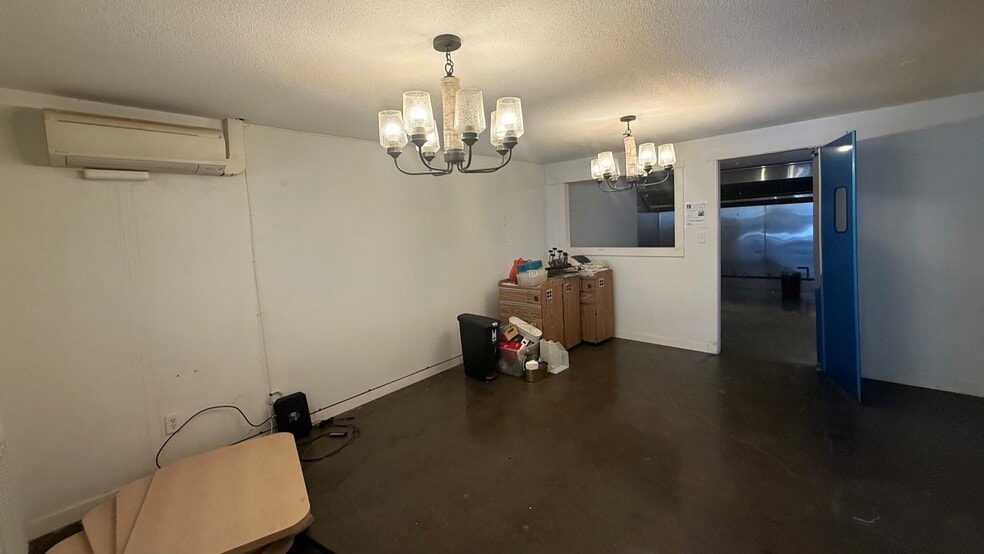 More Photos Of 123 Front Ave NW, Castle Rock Storefront Retail Office For Sale