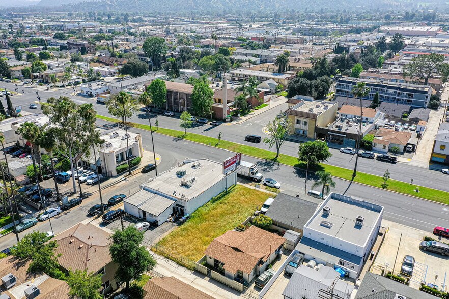 More Photos Of 1933 Glenoaks, Glendale Land For Sale