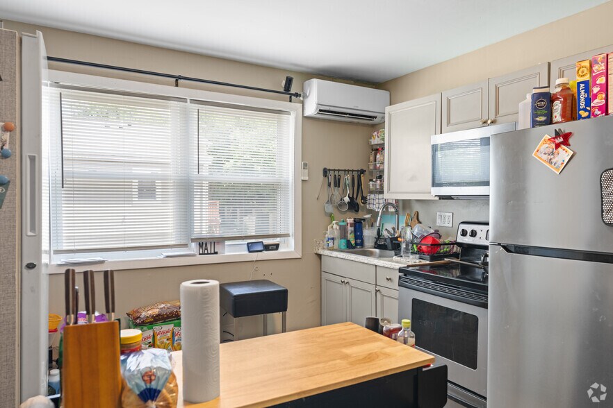 More Photos Of 4919 A St SE, Washington Apartments For Sale
