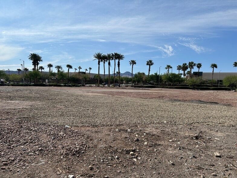 More Photos Of 2480 Village View Dr, Henderson Medical For Lease