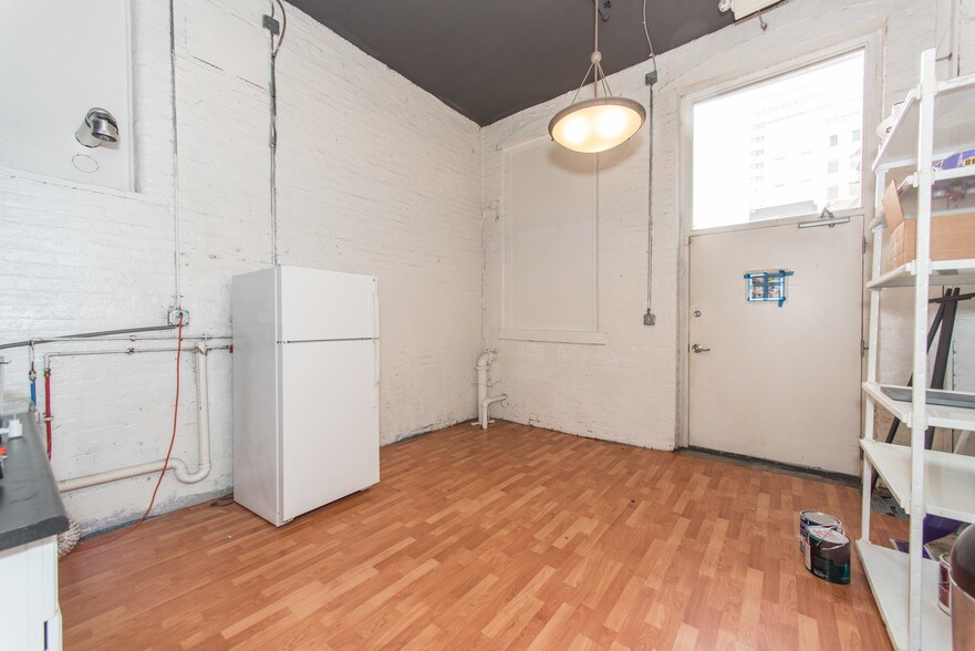 More Photos Of 1008 Race St, Cincinnati Office Residential For Sale