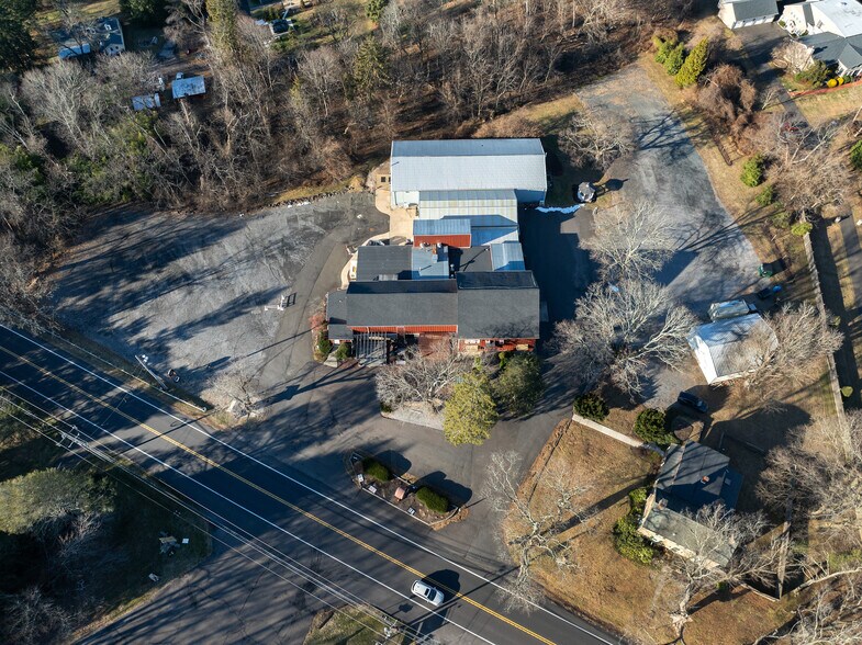 Primary Photo Of 6123 Lower York Rd, New Hope Specialty For Sale