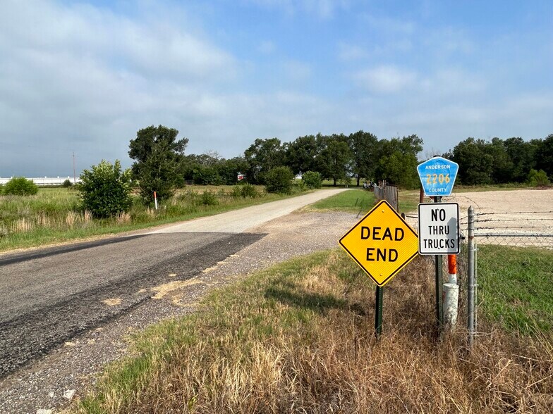 More Photos Of South US Hwy 79/84, Palestine Land For Sale