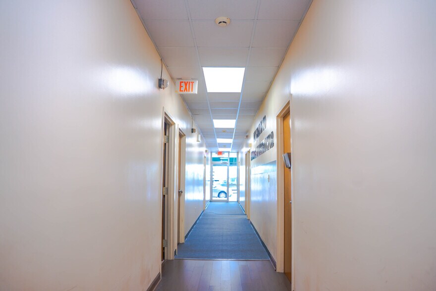 More Photos Of 239 Maxwell Ave, Greenwood General Retail For Sale