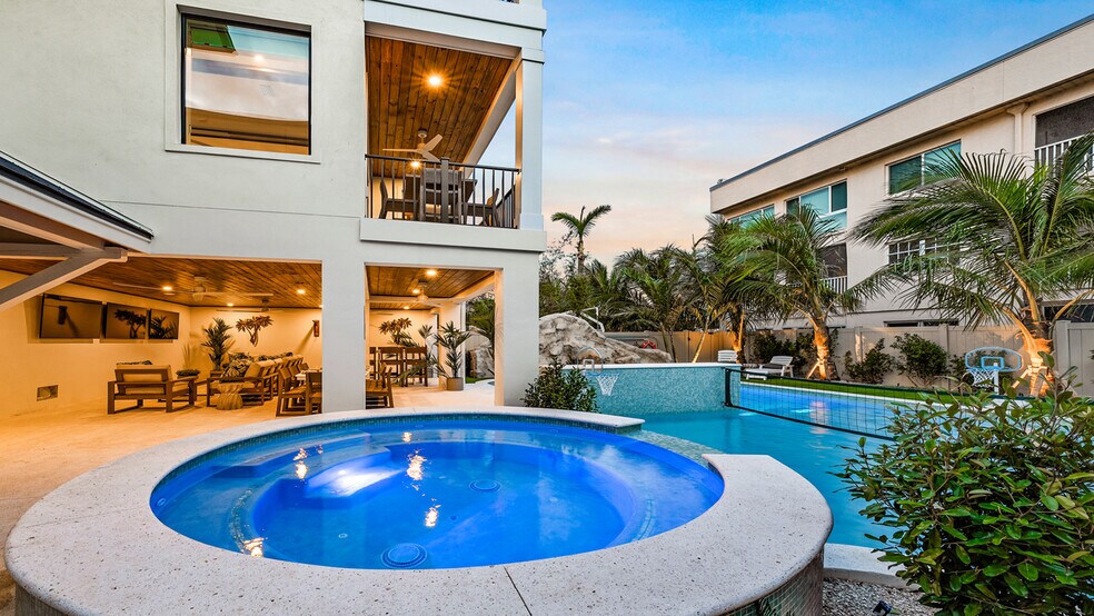 More Photos Of , Siesta Key Multifamily For Sale