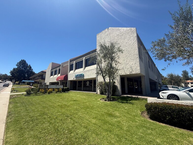More Photos Of 16776 Bernardo Center Dr, San Diego Medical For Lease
