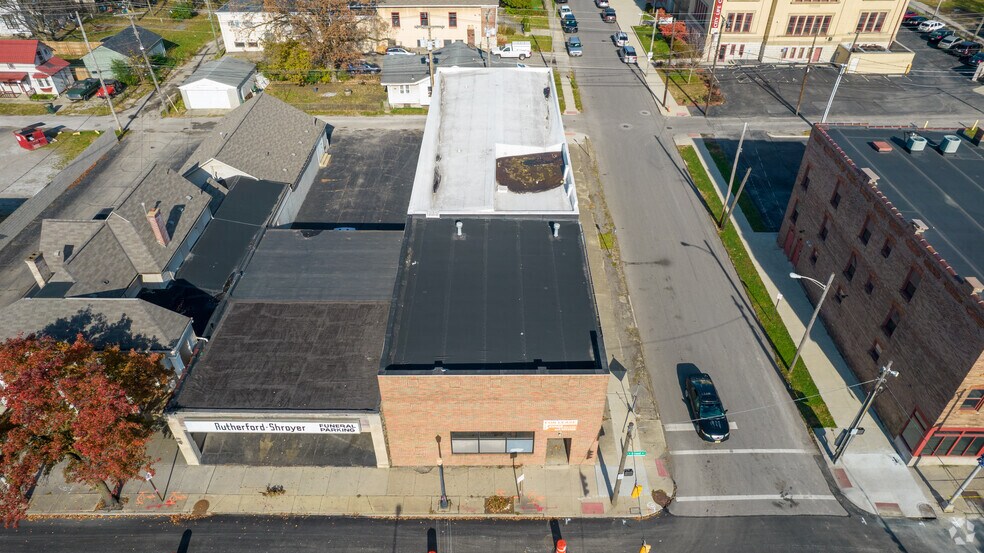 More Photos Of 1268 W Broad St, Columbus Warehouse For Lease