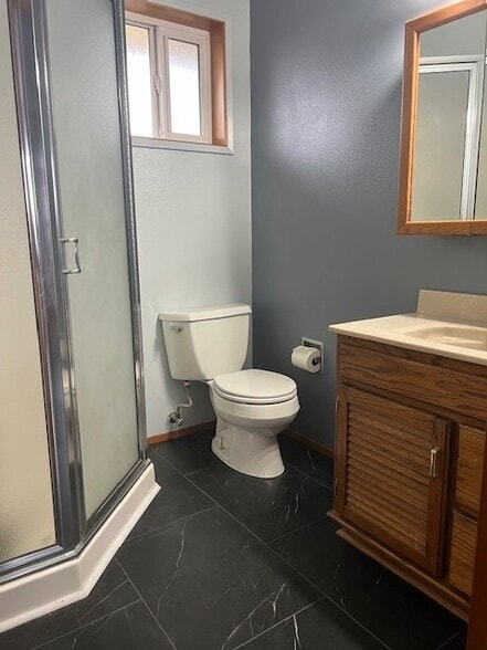 More Photos Of 2731 Meridian St, Bellingham General Retail For Sale