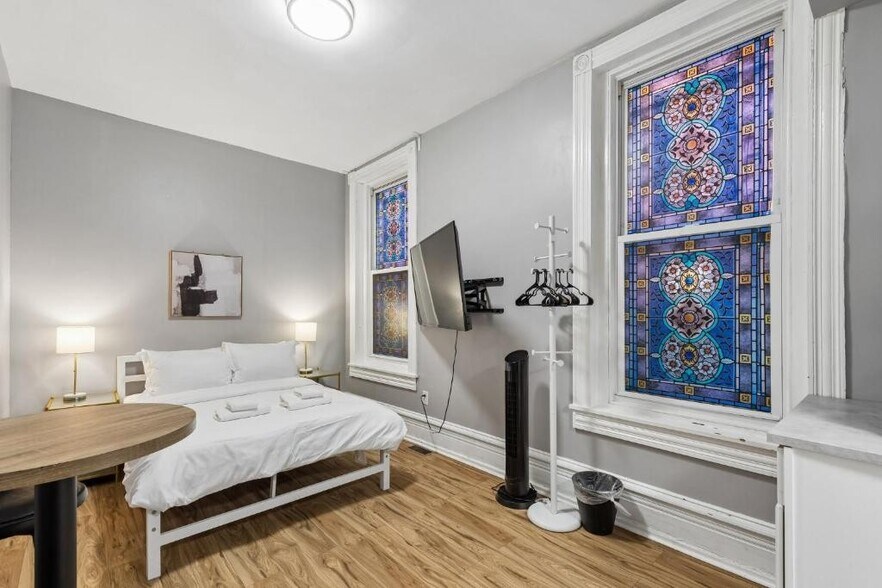 More Photos Of 1611 S Broad St, Philadelphia Specialty For Sale