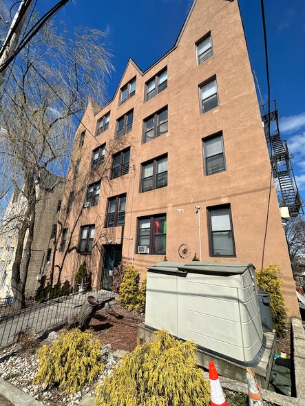 More Photos Of 37 Avon Pl, Staten Island Apartments For Sale