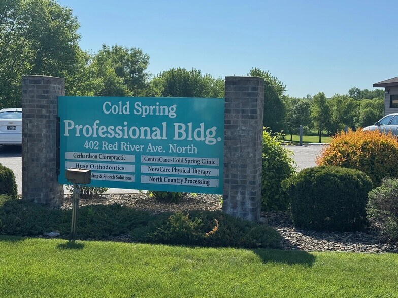 More Photos Of 402 Red River Ave N, Cold Spring Office For Lease