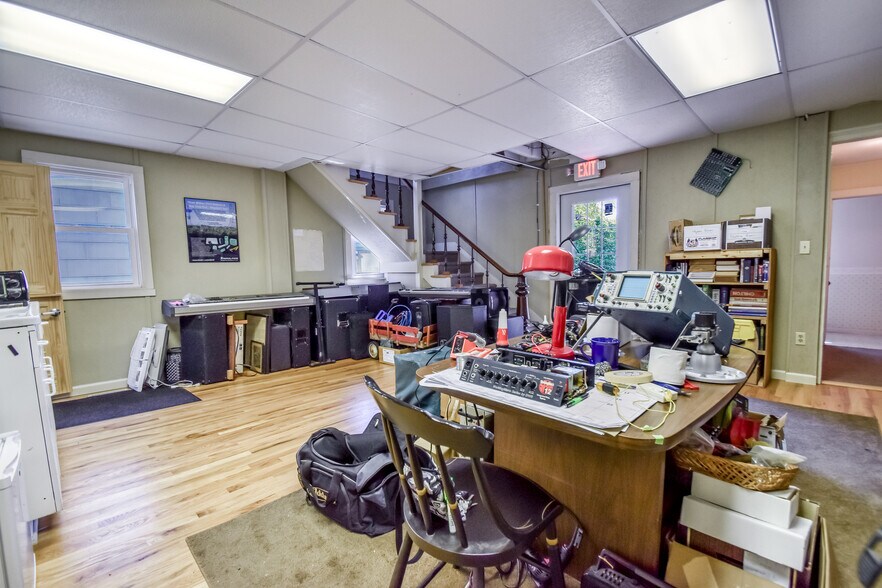 More Photos Of 13-15 Main St, Madison Office For Sale