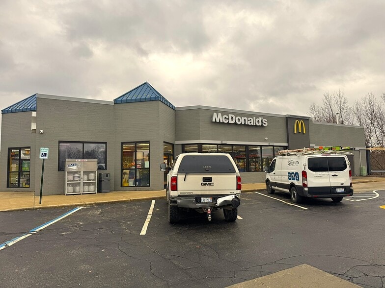 More Photos Of 3989 S Lapeer Rd, Metamora Fast Food For Sale