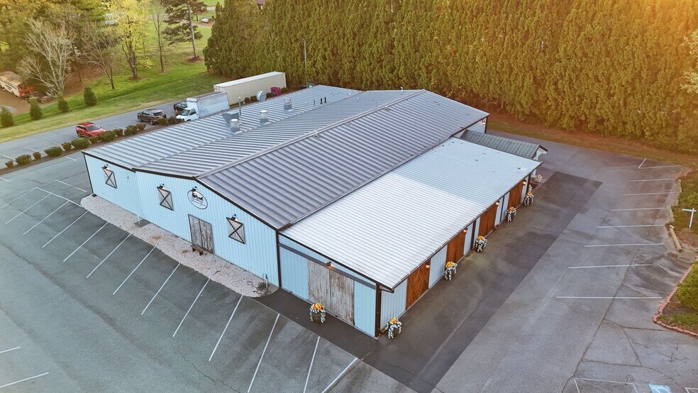 More Photos Of 2929 Hedrick Mill Rd, Lexington Lodge Meeting Hall For Sale