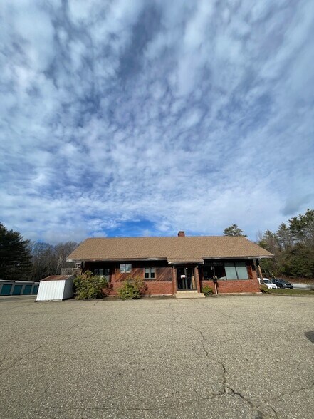 More Photos Of 10 Watson Rd, Barnstead General Retail For Sale