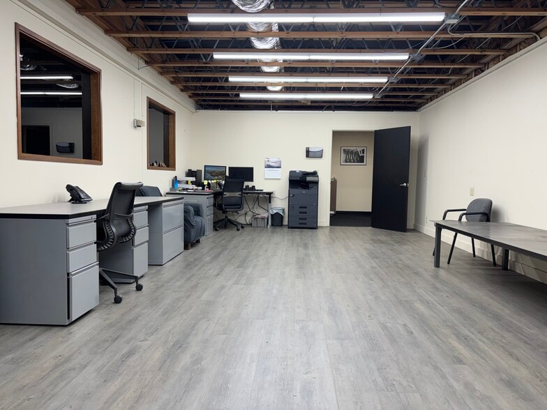 More Photos Of 179 Taylor St, Eugene Unknown For Lease