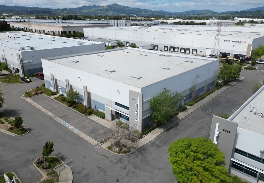 More Photos Of 2220 Cordelia Rd, Fairfield Warehouse For Lease