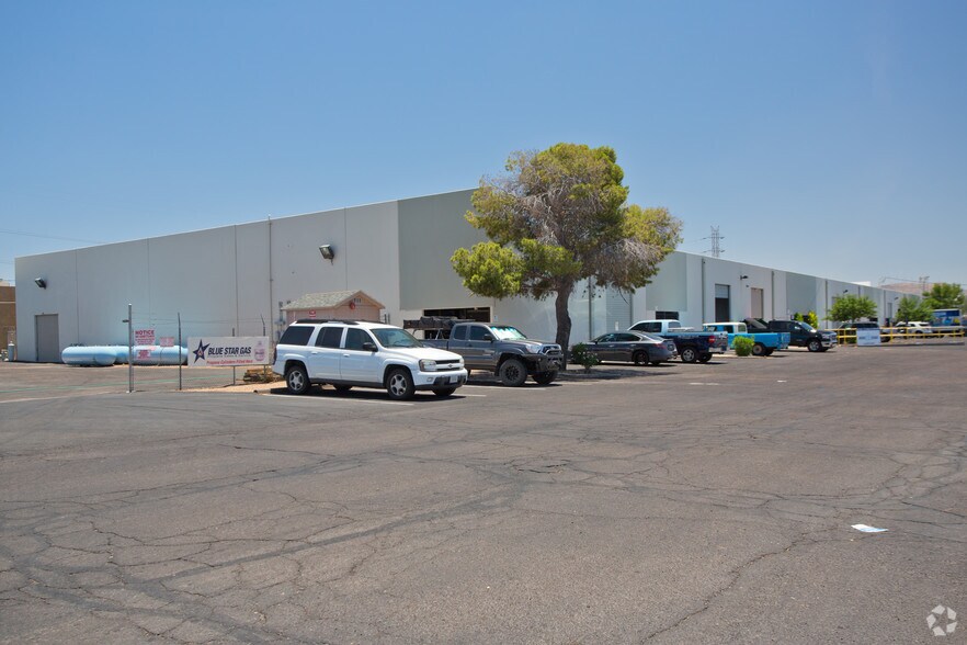 Primary Photo Of 447 W Watkins St, Phoenix Warehouse For Lease